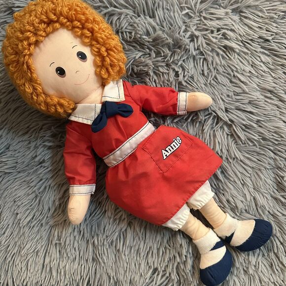 Vintage 1982 Little Orphan Annie 16" Plush Doll Knickerbocker Toys - Picture 1 of 6